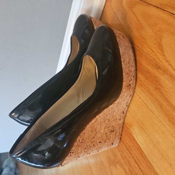 Jimmy Choo Patent Leather Pumps 7.5 - Picture 8 of 11